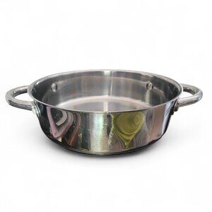Wolfgang Puck's Cafe Collection 4-Quart Covered Casserole 18-10 Stainless Steel